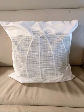 White Throw Pillow with Gray Pumpkin Graphic